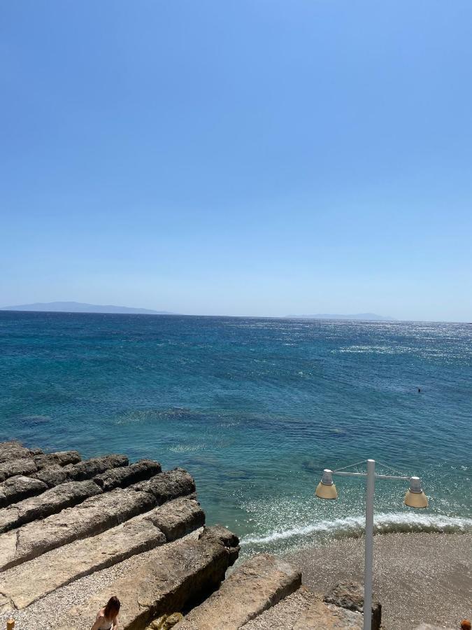 Cavos Studio By The Sea Villa Drios Buitenkant foto